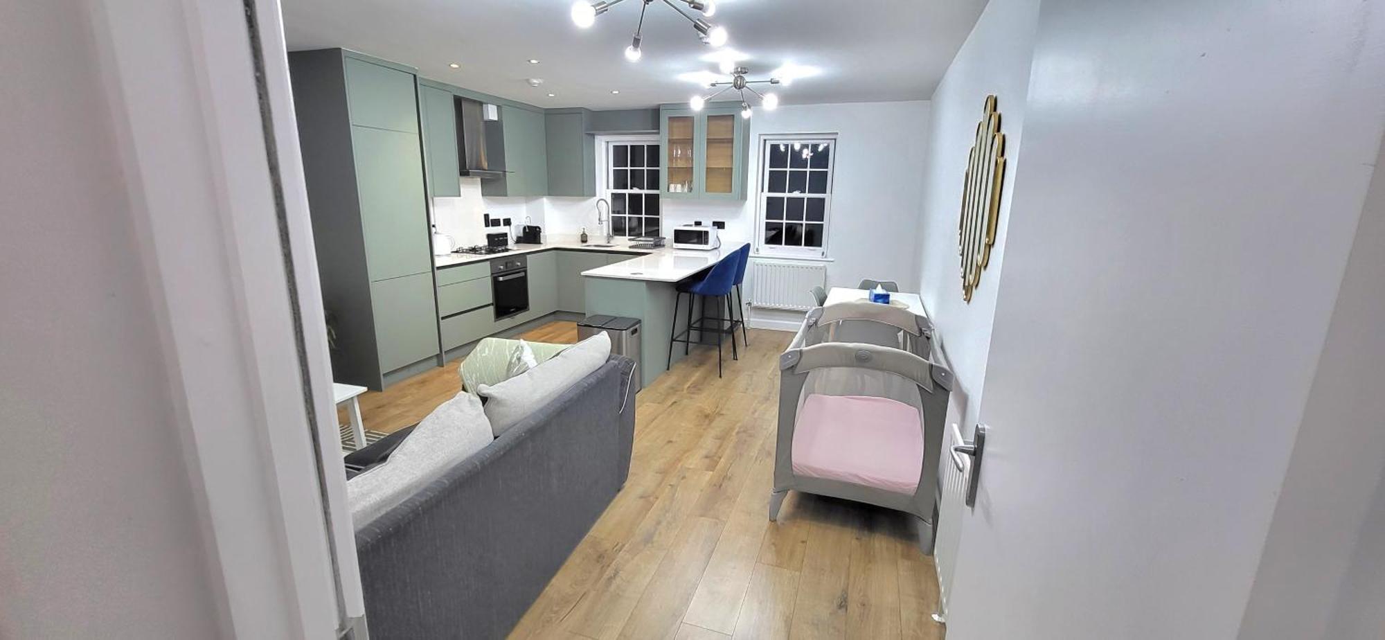 Ferienwohnung Stunning 3Br, Free Parking, Near Town Center, Long Term Discoun Reading Exterior foto